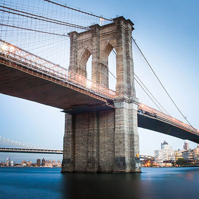 Brooklyn Bridge, City Hall & Wall Street Tour | City Tales NYC